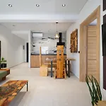 5 By Gd Appartement *