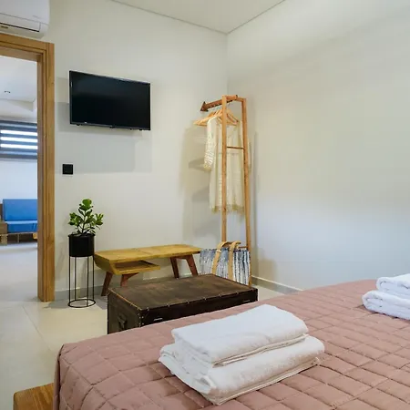 Apartment 5 By Gd *